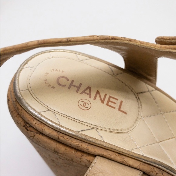 Chanel Cork Platform Sandals. Size 39. - Picture 9 of 15